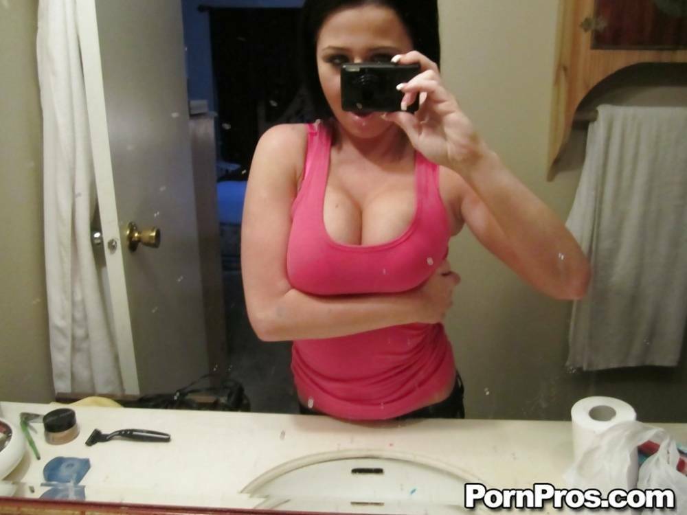 Hot ex-gf Loni Evans taking selfshots of her perfect tits in bathroom mirror - #15
