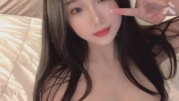 Qilin Onlyfans Nude Cosplay Sexy Twitch Streamer Video - #11