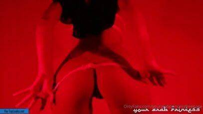 YourArabPrincessSexy Ass Tease Only fan Videos on picsfans.one