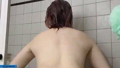 Vamplette Nude Leaked Onlyfans Twerking in the Shower Porn Video on picsfans.one