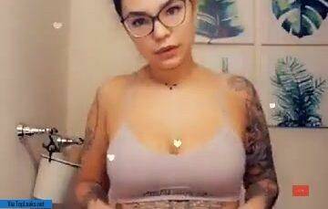 Nattybohh Onlyfans Teasing Nude Video Leaked on picsfans.one