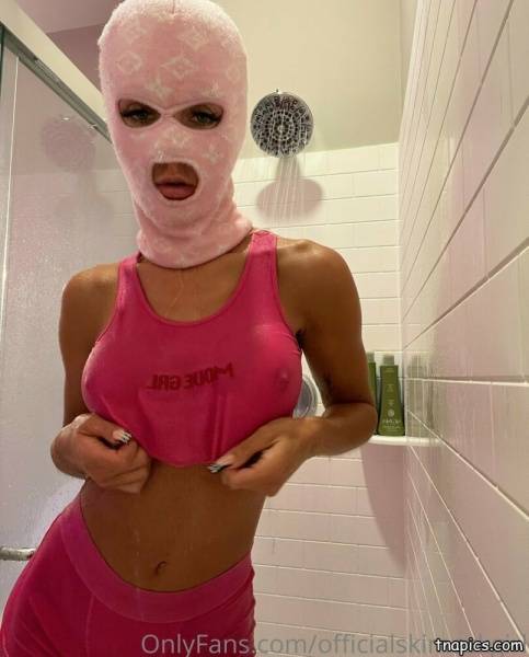Theskimaskgirl Nude And Onlyfans Pics on picsfans.one