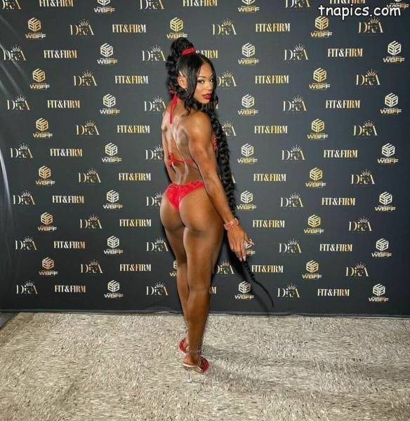 Bianca Belair Nude on picsfans.one